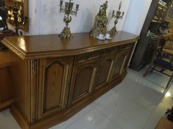 comoda stejar  cu 3 sertare si 5 usi,,,,