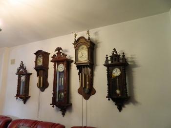 pendule mecanice de perete,,,,,,,