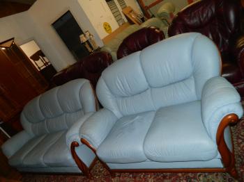 set 3 locuri si 2 locuri,culoare blue din piele naturala,lemn si tinte ;;;;